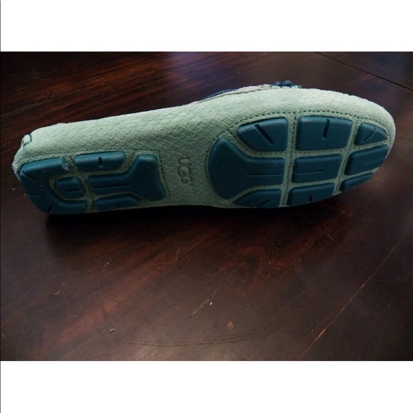 New Women’s UGG Meena II Exotic Scale Moccasin Seafoam - Picture 8 of 8